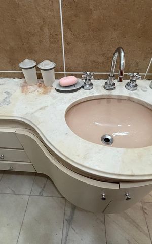 Apartamento para alugar com 110m², 2 quartos e 1 vaga Apartamento para alugar com 110m², 2 quartos e 1 vagaBanheiro