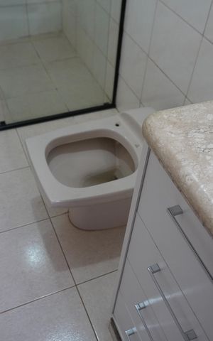 Casa para alugar com 201m², 3 quartos e 2 vagasBanheiro da Suíte