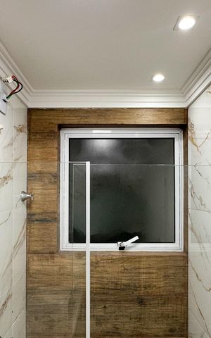 Apartamento à venda com 46m², 2 quartos e 1 vaga Apartamento à venda com 46m², 2 quartos e 1 vagaBanheiro Social