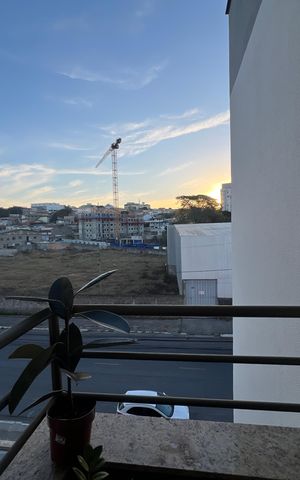 Apartamento à venda com 97m², 2 quartos e 1 vaga Apartamento à venda com 97m², 2 quartos e 1 vagaVaranda
