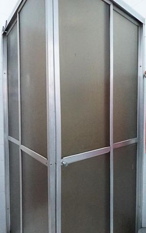 Casa para alugar com 300m², 3 quartos e 3 vagasBanheiro