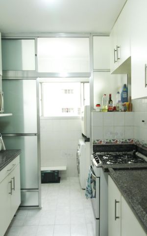 Apartamento à venda com 51m², 2 quartos e 1 vaga Apartamento à venda com 51m², 2 quartos e 1 vagaCozinha