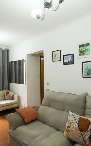 Apartamento à venda com 51m², 2 quartos e 1 vaga Apartamento à venda com 51m², 2 quartos e 1 vagaSala
