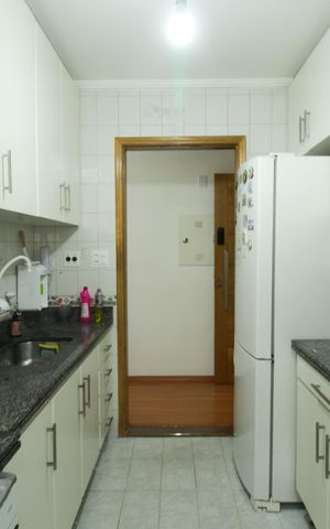 Apartamento à venda com 51m², 2 quartos e 1 vaga Apartamento à venda com 51m², 2 quartos e 1 vagaCozinha