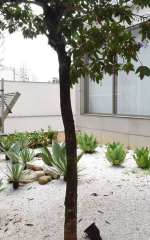 Apartamento para alugar com 44m², 1 quarto e 1 vagaJardim frontal