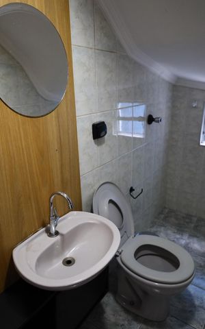 Casa à venda com 156m², 4 quartos e 4 vagasLavabo