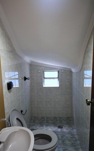 Casa à venda com 156m², 4 quartos e 4 vagasLavabo