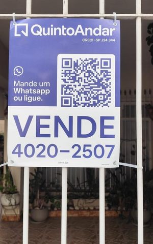 Casa à venda com 180m², 3 quartos e 1 vaga Casa à venda com 180m², 3 quartos e 1 vagaPlaquinha