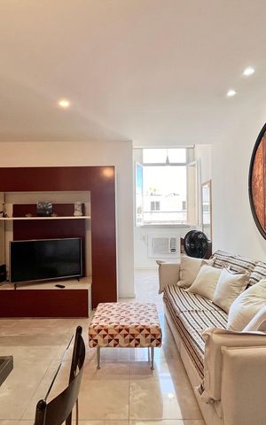 Apartamento à venda com 105m², 3 quartos e sem vaga Apartamento à venda com 105m², 3 quartos e sem vagaSala