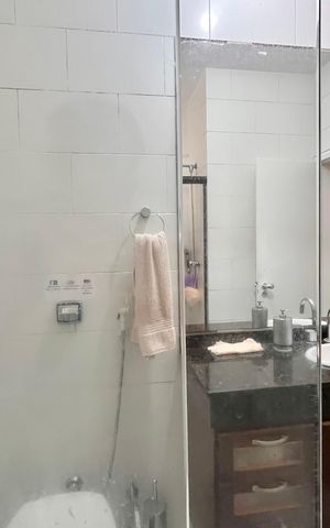 Apartamento à venda com 105m², 3 quartos e sem vaga Apartamento à venda com 105m², 3 quartos e sem vagaBanheiro da Suíte