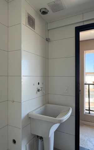 Apartamento à venda com 58m², 2 quartos e 1 vagaÁrea de Serviço