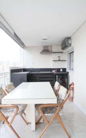 Apartamento para alugar com 128m², 3 quartos e 2 vagasVaranda Sala