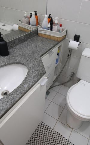 Apartamento à venda com 69m², 2 quartos e 1 vagaBanheiro social