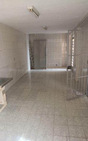 Casa para alugar com 170m², 3 quartos e 2 vagas Casa para alugar com 170m², 3 quartos e 2 vagasÁrea de serviço
