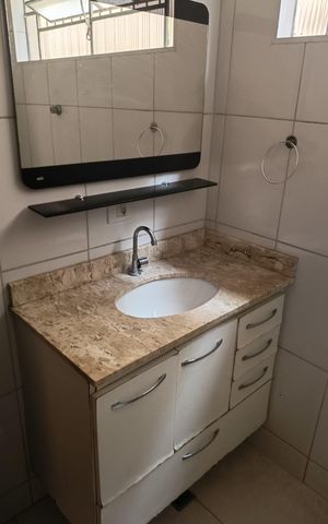Casa para alugar com 170m², 3 quartos e 2 vagas Casa para alugar com 170m², 3 quartos e 2 vagasBanheiro