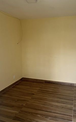 Casa para alugar com 200m², 1 quarto e 6 vagasHall de entrada