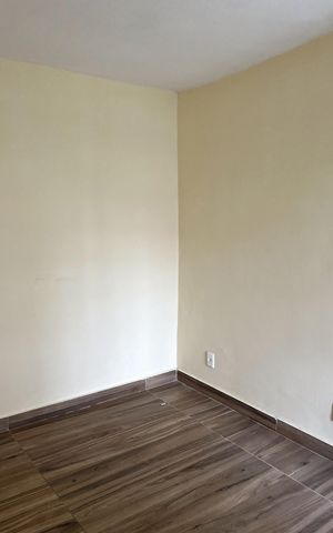 Casa para alugar com 200m², 1 quarto e 6 vagasHall de entrada