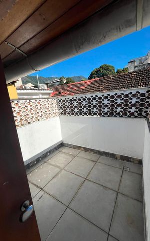 Casa à venda com 105m², 2 quartos e 1 vaga Casa à venda com 105m², 2 quartos e 1 vagaÁrea externa
