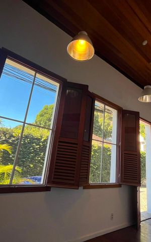 Casa à venda com 105m², 2 quartos e 1 vaga Casa à venda com 105m², 2 quartos e 1 vagaSala