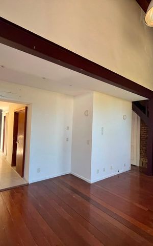 Casa à venda com 105m², 2 quartos e 1 vaga Casa à venda com 105m², 2 quartos e 1 vagaSala