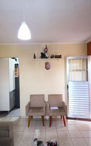 Casa à venda com 125m², 2 quartos e 3 vagasSala