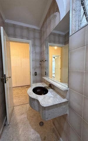 Apartamento para alugar com 250m², 4 quartos e 2 vagas