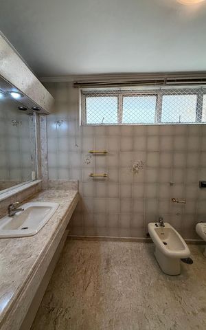 Apartamento para alugar com 250m², 4 quartos e 2 vagas