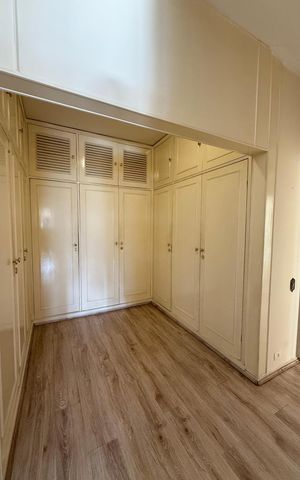 Apartamento para alugar com 250m², 4 quartos e 2 vagas
