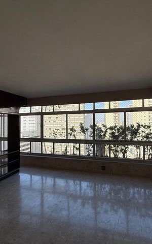 Apartamento para alugar com 250m², 4 quartos e 2 vagas