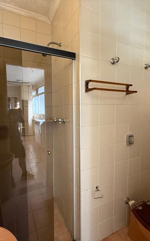 Apartamento para alugar com 250m², 4 quartos e 2 vagas