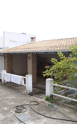 Casa à venda com 360m², 5 quartos e 3 vagasQuintal