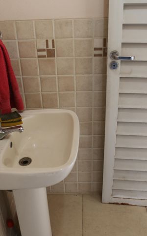 Casa à venda com 360m², 5 quartos e 3 vagasBanheiro 2