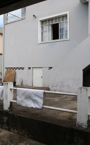 Casa à venda com 360m², 5 quartos e 3 vagasQuintal