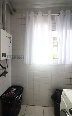 Casa de condomínio à venda com 73m², 3 quartos e 1 vagaÁrea de Serviço