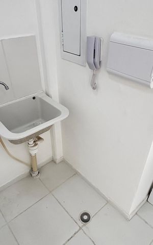 Apartamento para alugar com 31m², 2 quartos e sem vaga Apartamento para alugar com 31m², 2 quartos e sem vagaCozinha e Área de Serviço