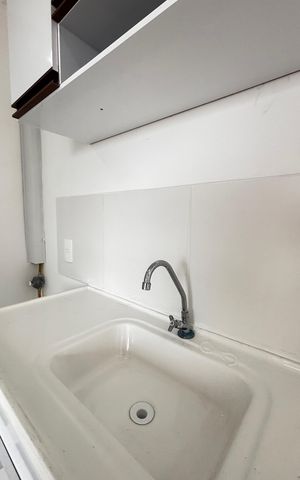 Apartamento para alugar com 31m², 2 quartos e sem vaga Apartamento para alugar com 31m², 2 quartos e sem vagaCozinha e Área de Serviço