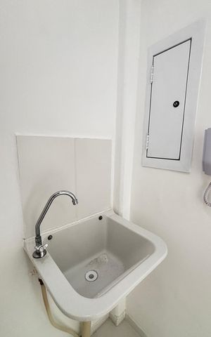 Apartamento para alugar com 31m², 2 quartos e sem vaga Apartamento para alugar com 31m², 2 quartos e sem vagaCozinha e Área de Serviço
