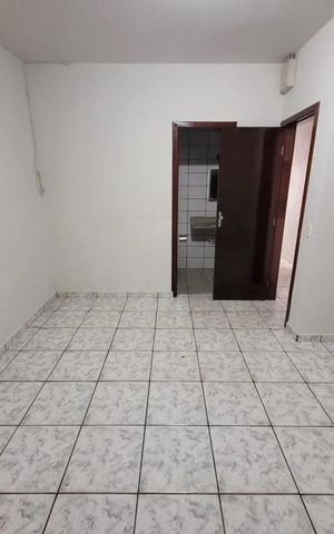 Casa para alugar com 300m², 3 quartos e 3 vagas Casa para alugar com 300m², 3 quartos e 3 vagasSuíte