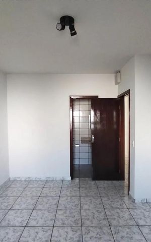 Casa para alugar com 300m², 3 quartos e 3 vagas Casa para alugar com 300m², 3 quartos e 3 vagasSuíte