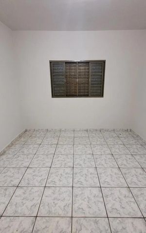 Casa para alugar com 300m², 3 quartos e 3 vagas Casa para alugar com 300m², 3 quartos e 3 vagasQuarto 2