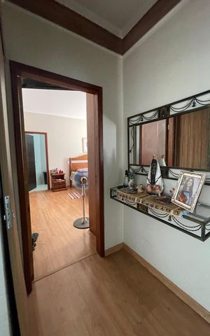 Casa à venda com 360m², 3 quartos e 2 vagas Casa à venda com 360m², 3 quartos e 2 vagasCorredor