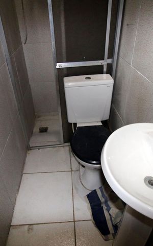 Casa para alugar com 40m², 2 quartos e sem vagaBanheiro social