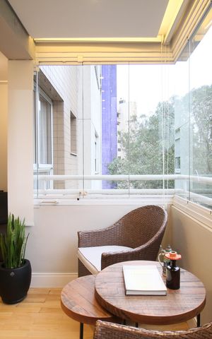 Apartamento à venda com 72m², 2 quartos e 2 vagasSala