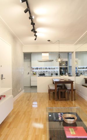 Apartamento à venda com 72m², 2 quartos e 2 vagasSala