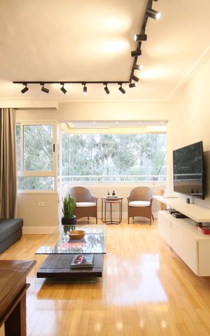 Apartamento à venda com 72m², 2 quartos e 2 vagasSala