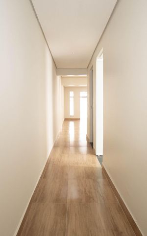 Casa para alugar com 210m², 3 quartos e 2 vagas Casa para alugar com 210m², 3 quartos e 2 vagasCorredor