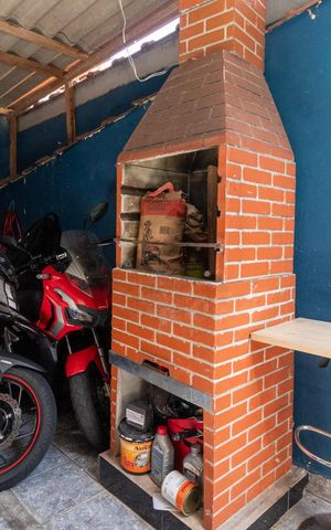 Casa à venda com 77m², 1 quarto e 2 vagas Casa à venda com 77m², 1 quarto e 2 vagasGaragem