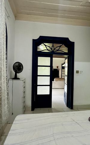 Casa à venda com 9900m², 6 quartos e 5 vagas Casa à venda com 9900m², 6 quartos e 5 vagasSuíte