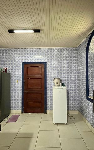 Casa à venda com 9900m², 6 quartos e 5 vagas Casa à venda com 9900m², 6 quartos e 5 vagasCozinha