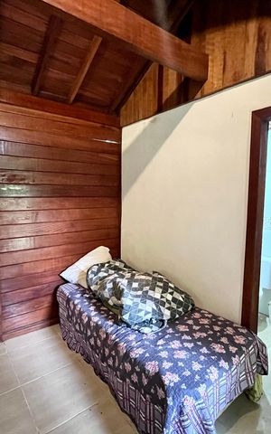 Casa à venda com 9900m², 6 quartos e 5 vagas Casa à venda com 9900m², 6 quartos e 5 vagasSuíte